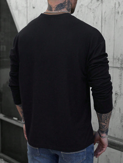 Camiseta CasualCool Black Retro Manga Longa