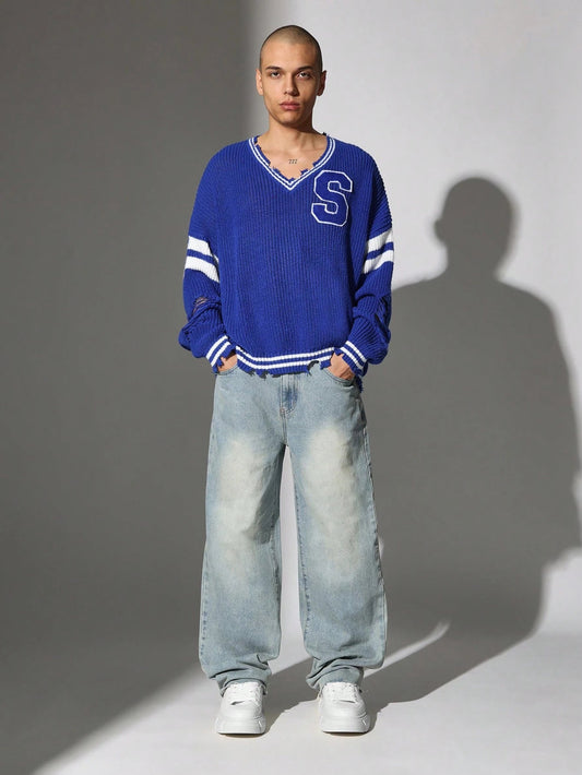 Suéter folgado com ombros caídos decote em V