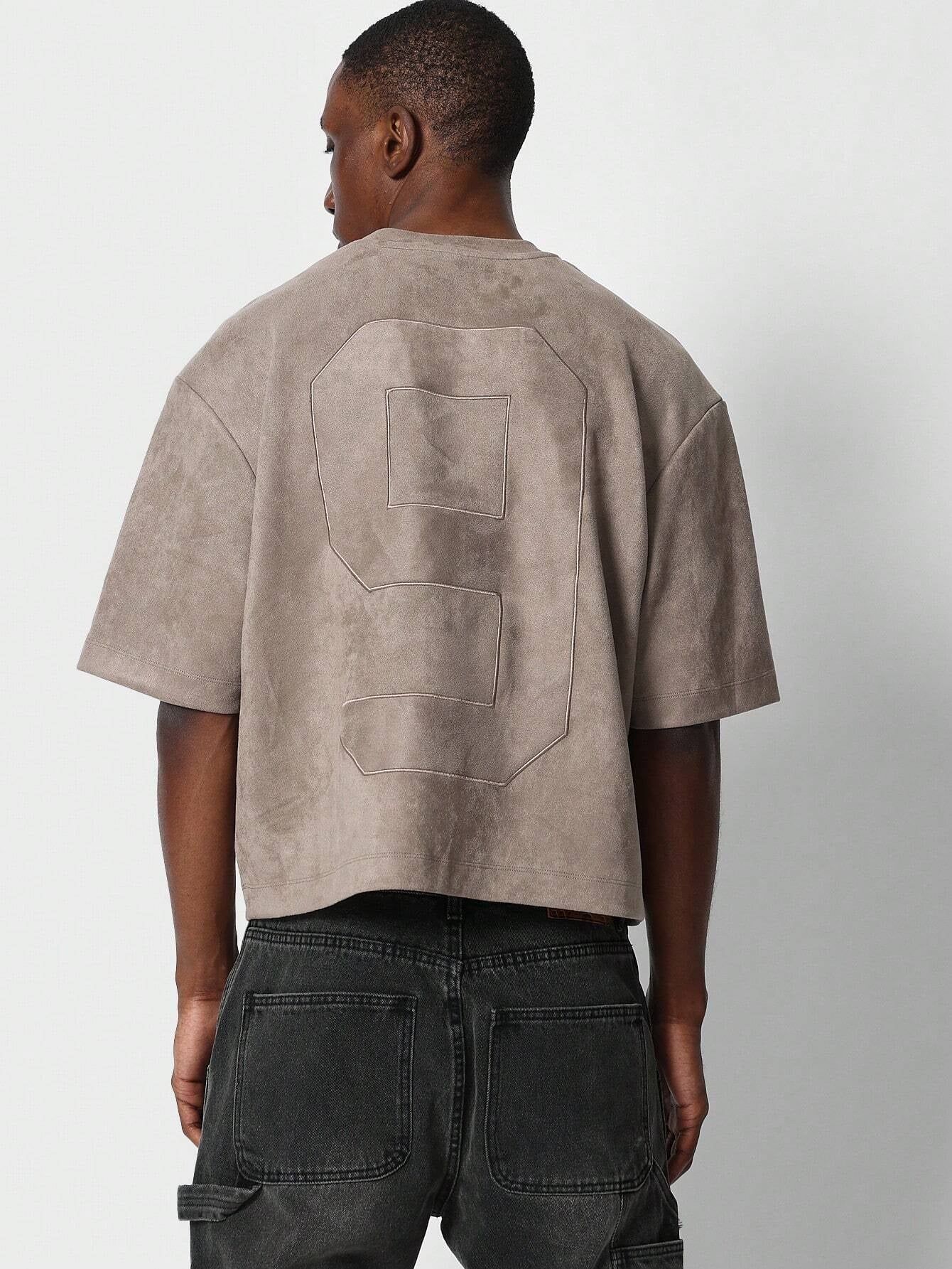 Camiseta em Camurça Bordado 9