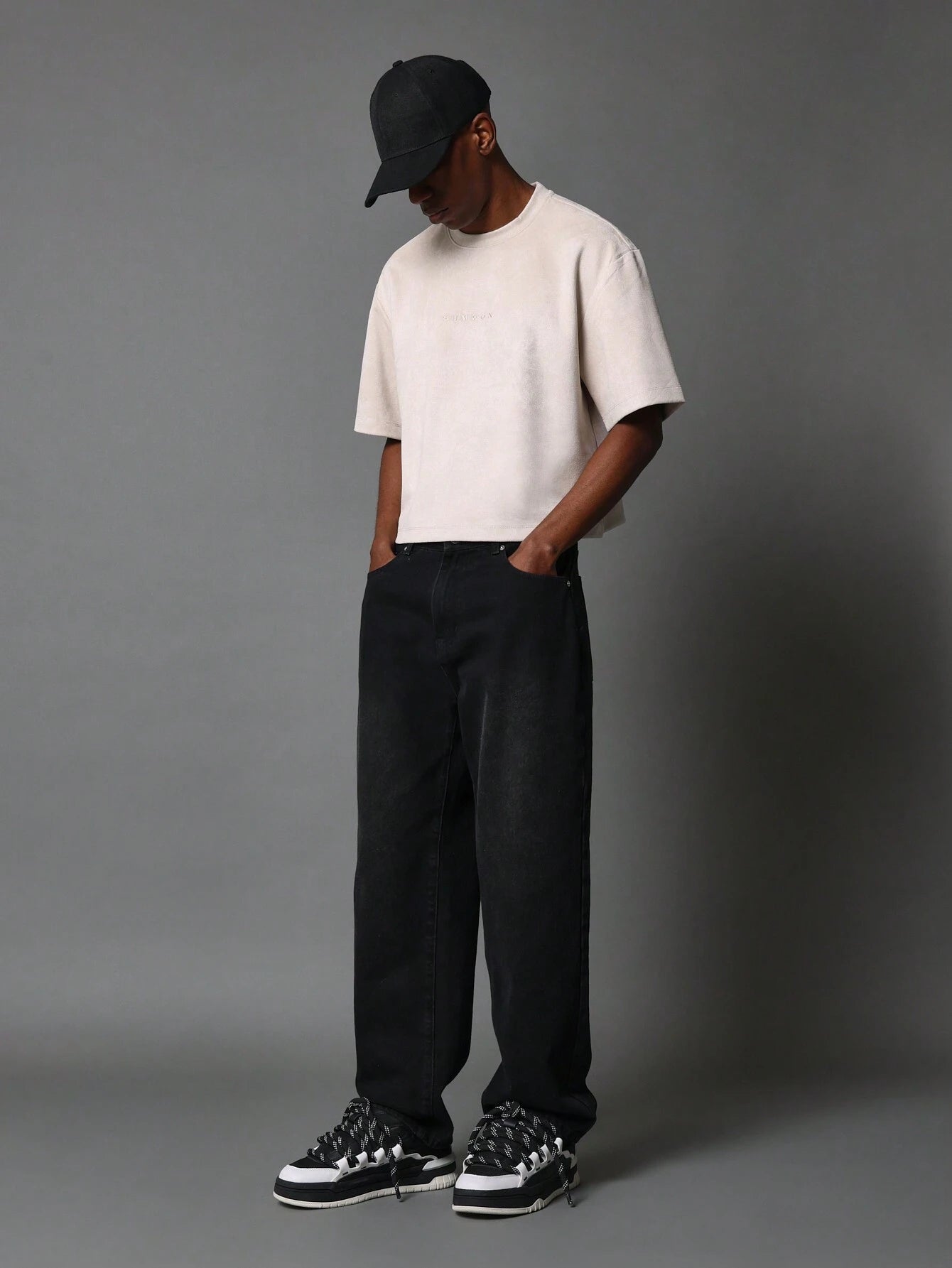 Camiseta em Camurça Bordado 9