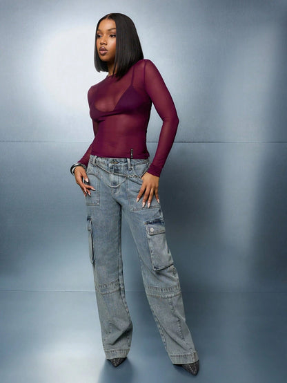 Camiseta Ajustada de Mangas Longas e Gola Redonda em Tela