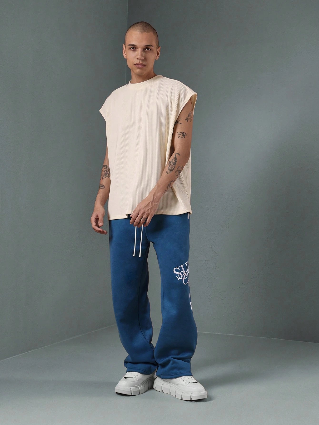 Calça de Moletom Califa