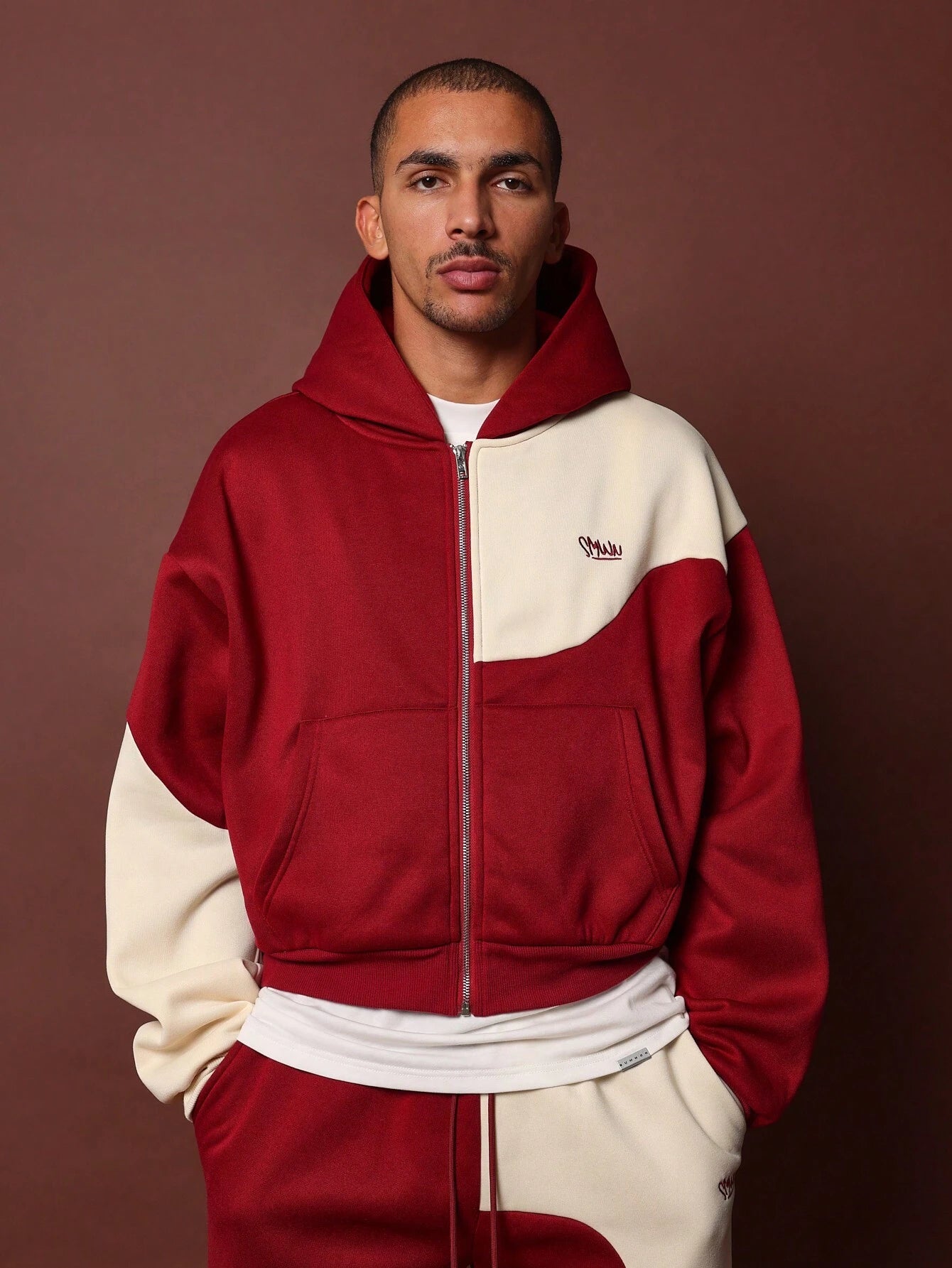 Conjunto Track Red Bordado