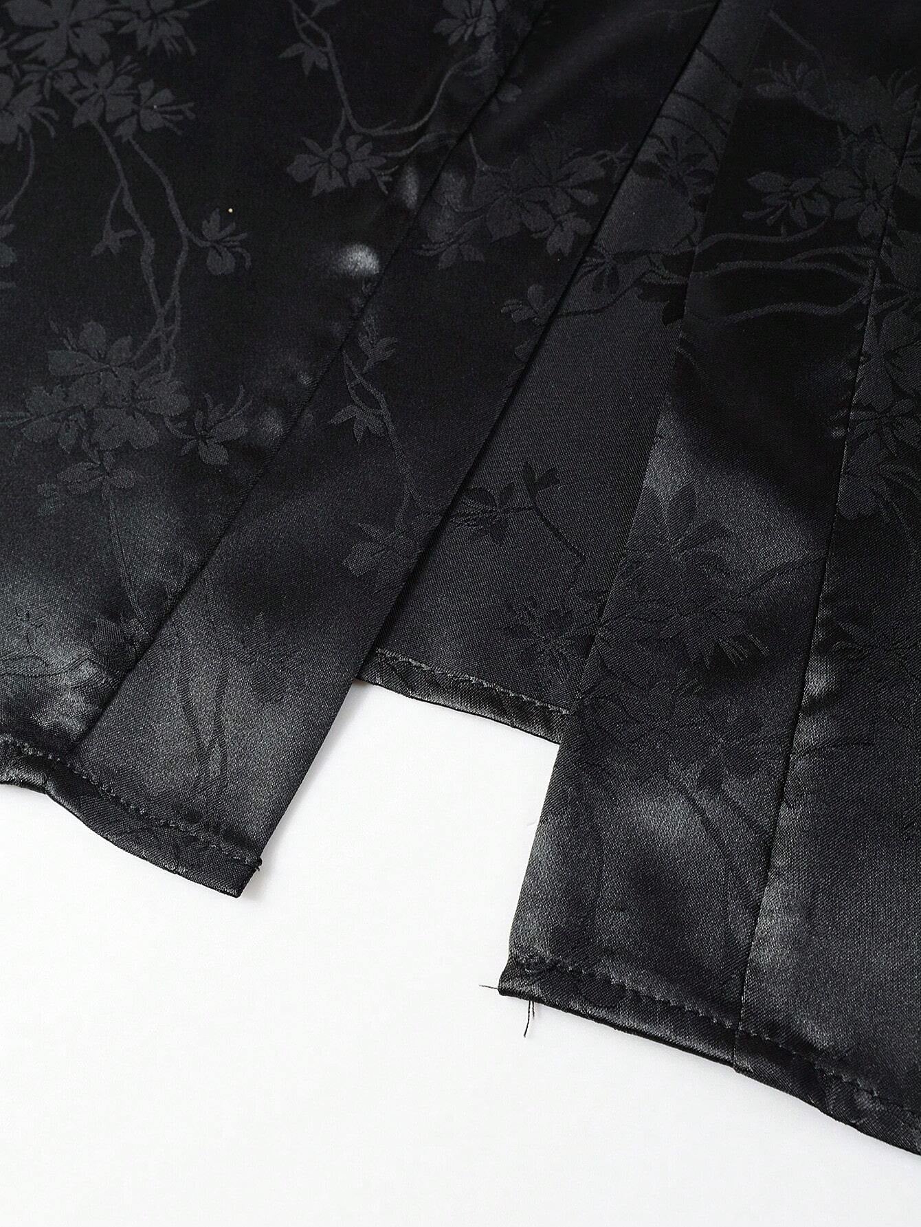 Conjunto Hypemode Camisa e Shorts Estampa Floral Jacquard