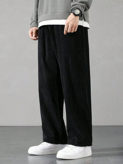 Calça Hypemode de Veludo Folgada