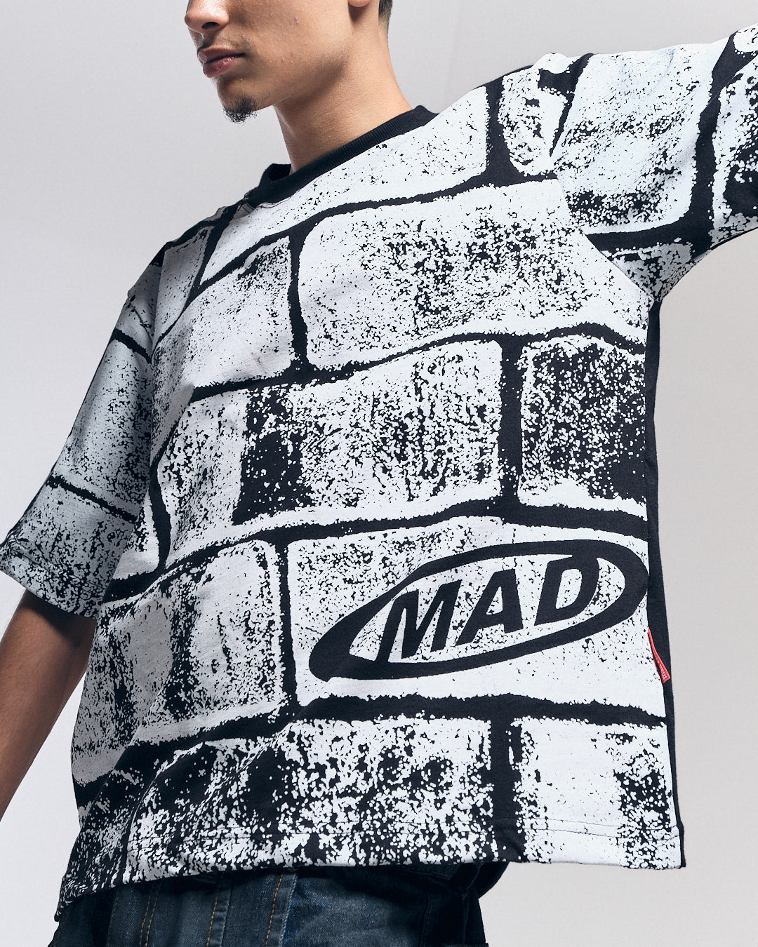 CAMISETA MURALHA PRETA